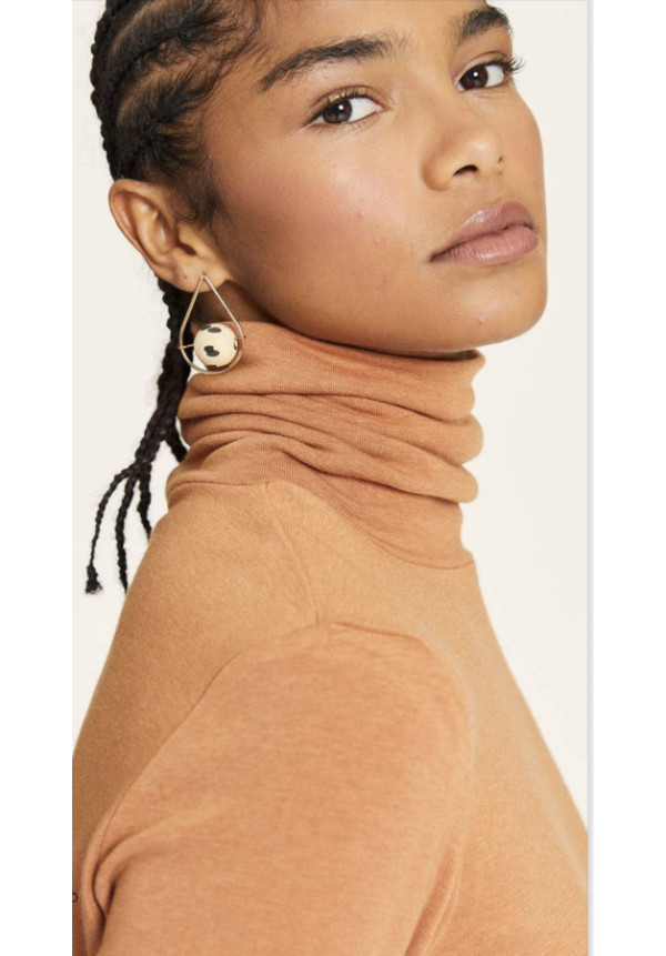 Top Cuello Cisne Punto Tofe