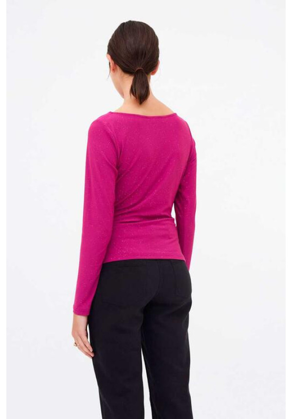 Camiseta Cuello Barco Magenta