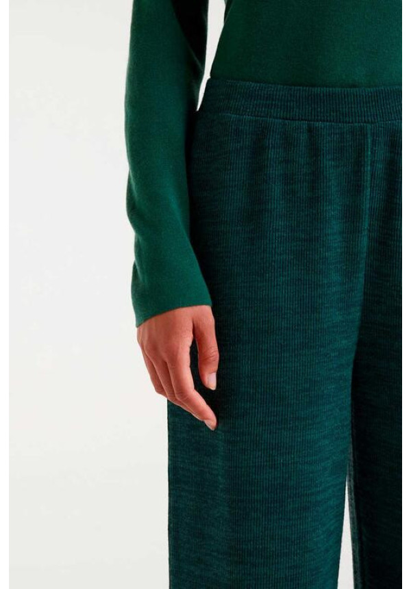 Pantalón Punto Canalé Verde