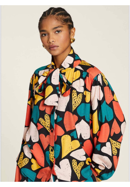 Camisa Corazones Nudo