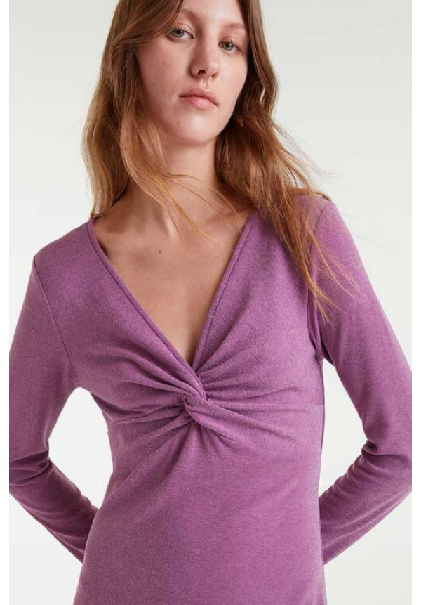 Vestido midi lila con escote anudado