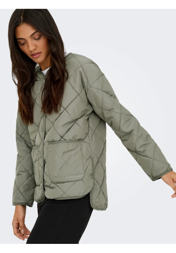 Chaqueta verde oversize
