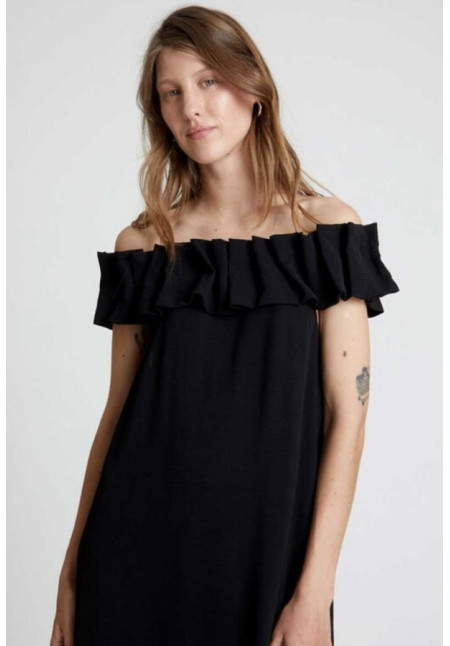 Vestido largo escote barco  negro