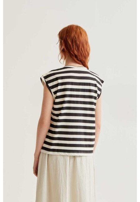 Camiseta con estampado de rayas negras con bordado de tulipán