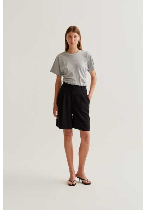 Short tiro alto negro
