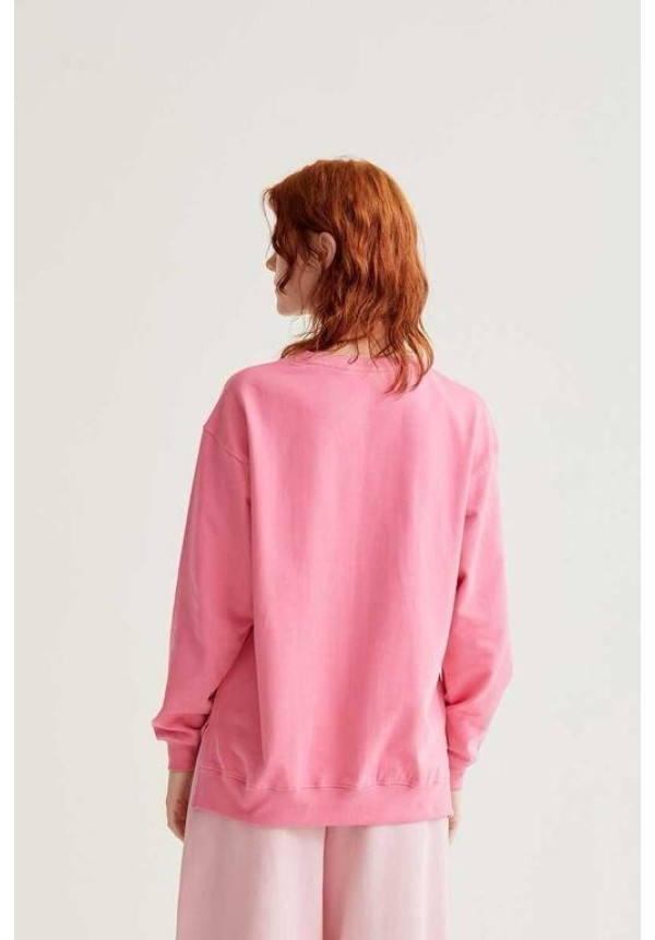 Sudadera con bordado de Guinda Gigante