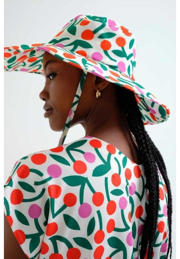 Sombrero con estampado  Guinda