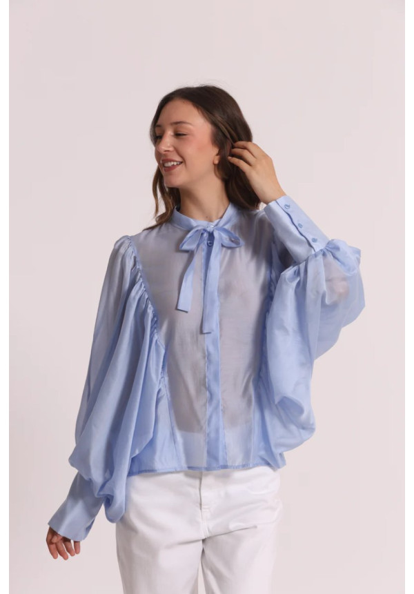Blusa de manga larga efecto gasa
