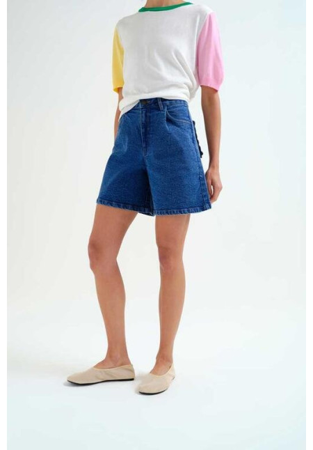 Shorts vaquero azul con detalle de ondas