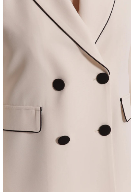 Americana con borde contrastes 