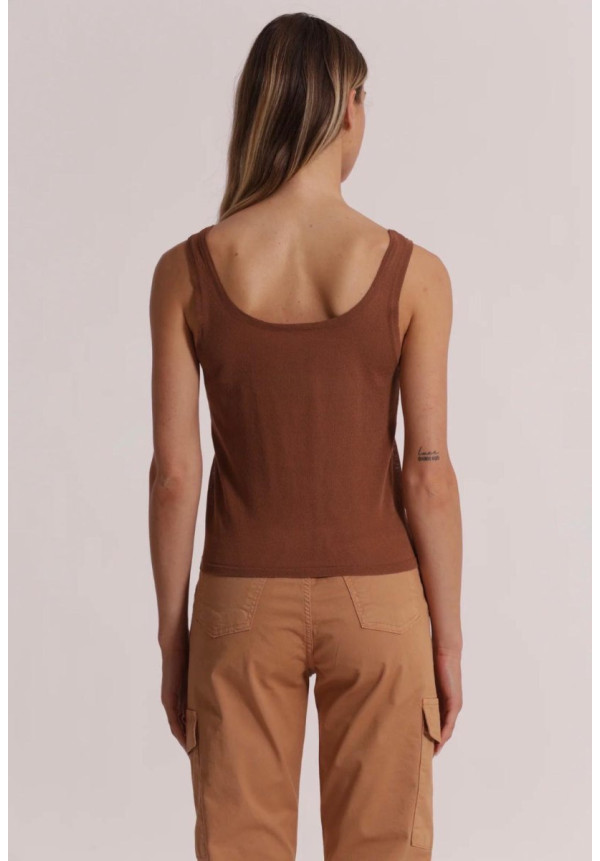 Camiseta básica tirantes