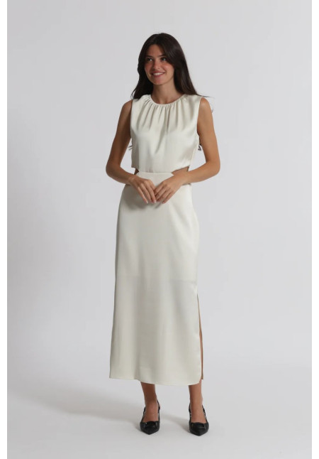 Vestido Midi Cut Out