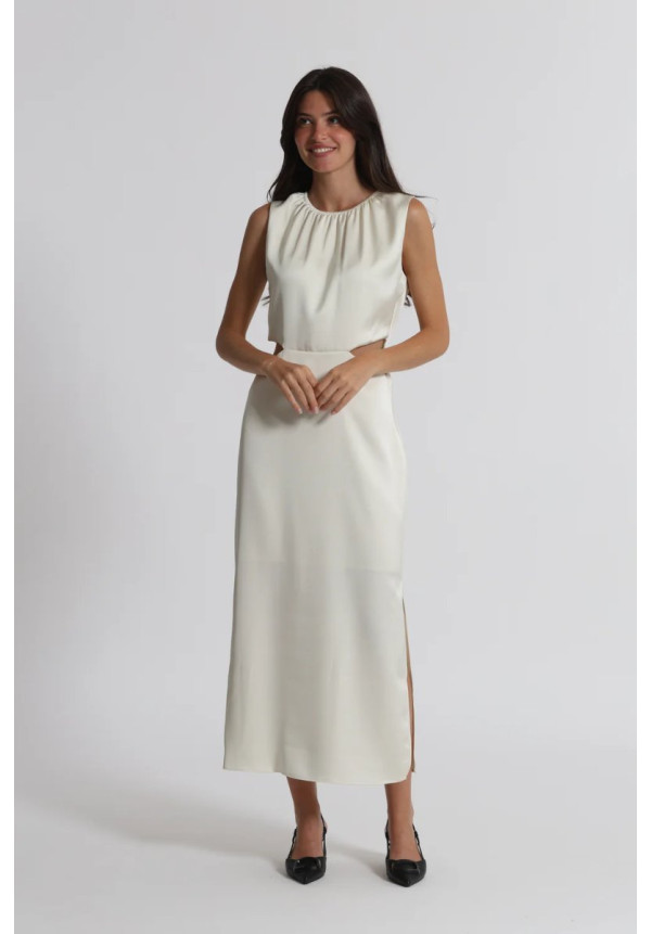 Vestido Midi Cut Out