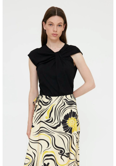 Camiseta negra anudada 100% algodón