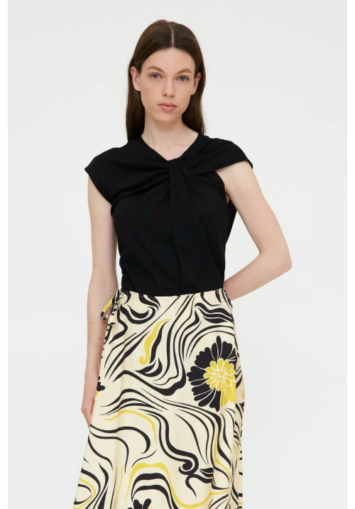 Camiseta negra anudada 100% algodón