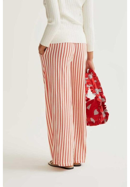 Pantalón con estampado de rayas rojas